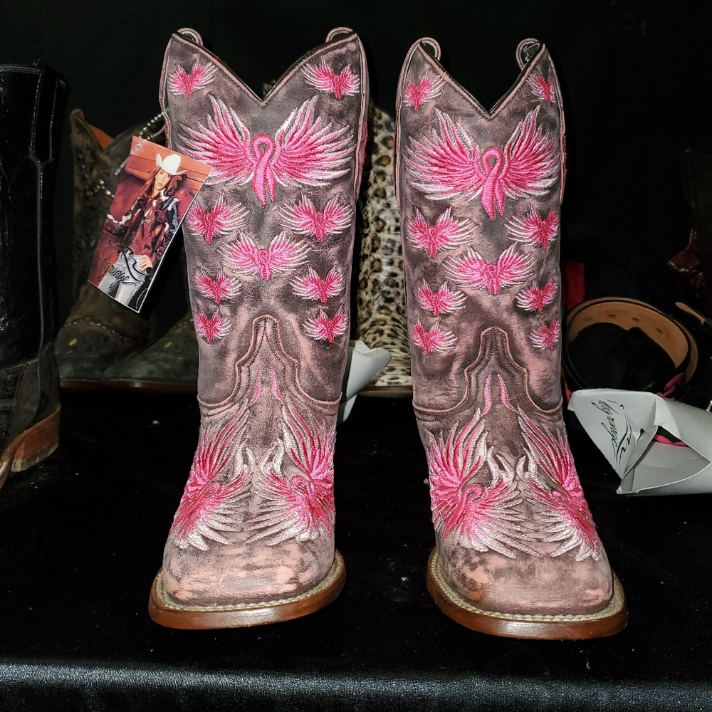custom boots - Picture 2 of 3